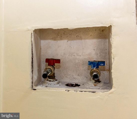 3901 DORCHESTER RD, Baltimore, MD 21207