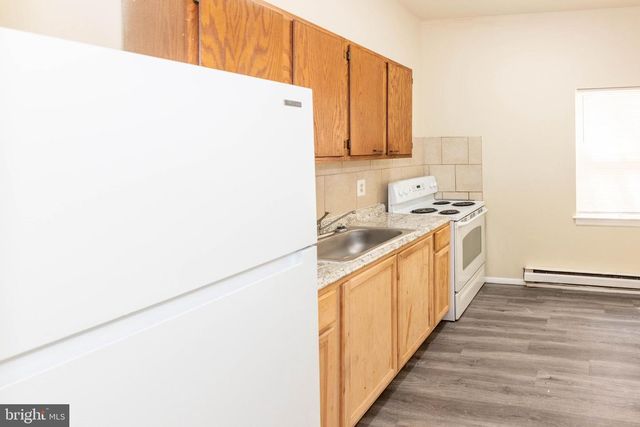 3901 DORCHESTER RD, Baltimore, MD 21207