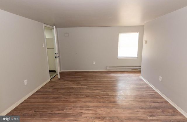 3901 DORCHESTER RD, Baltimore, MD 21207