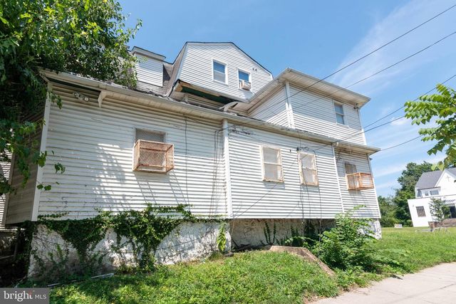 3901 DORCHESTER RD, Baltimore, MD 21207