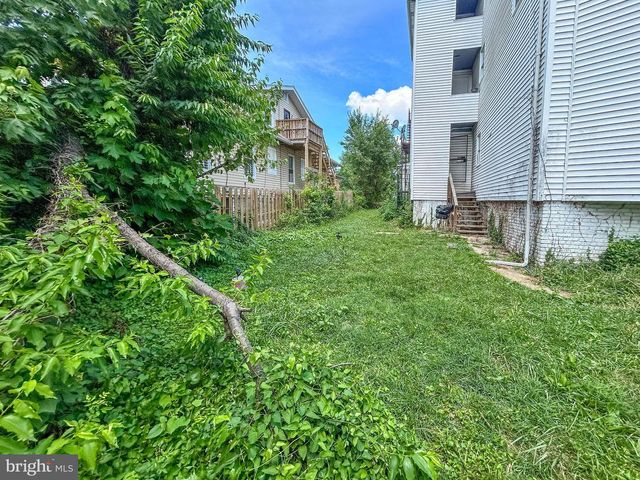 3901 DORCHESTER RD, Baltimore, MD 21207