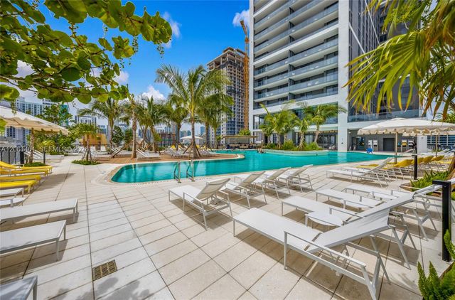 159 NE 6th St 1716, Miami, FL 33132