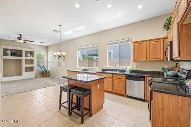 3349 W MONTELLO Road, Phoenix, AZ 85086