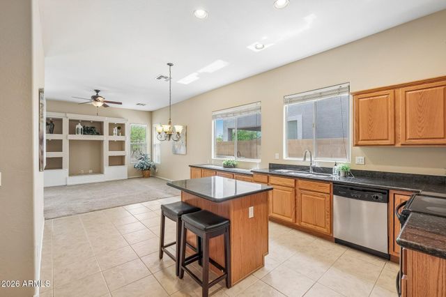 3349 W MONTELLO Road, Phoenix, AZ 85086