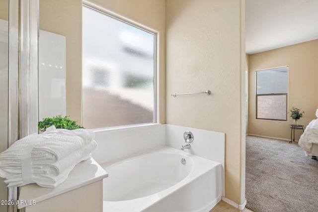 3349 W MONTELLO Road, Phoenix, AZ 85086