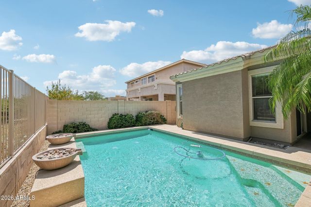3349 W MONTELLO Road, Phoenix, AZ 85086