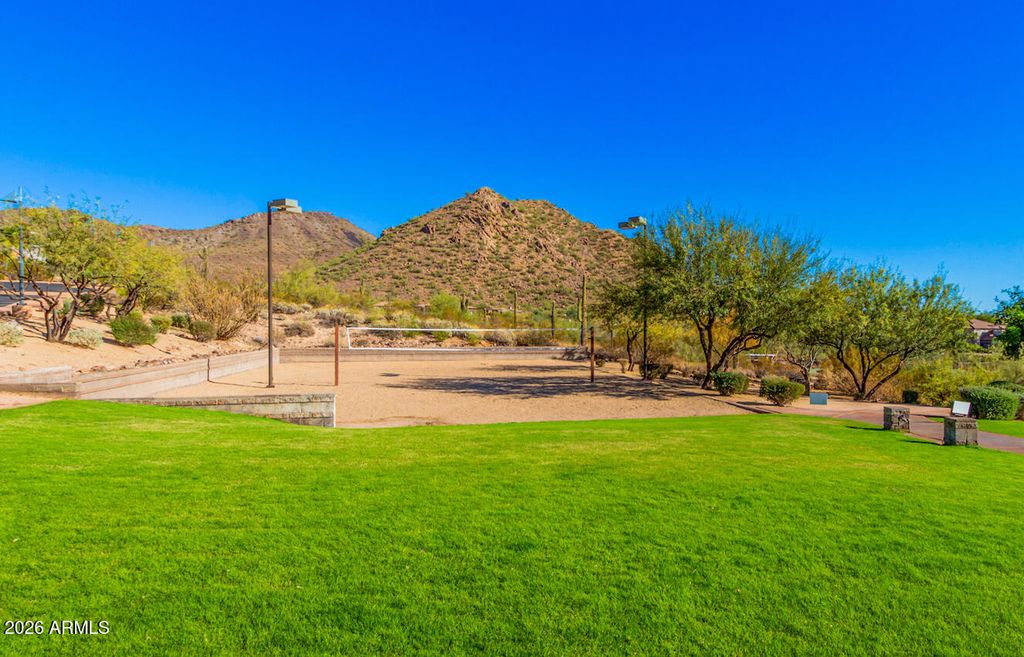 Image 51 of property listing at 3349 W MONTELLO Road, Phoenix, AZ 85086
