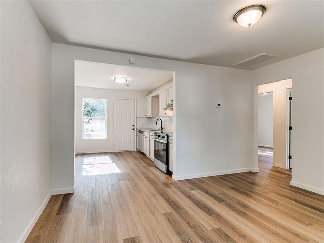 5212 N Beaver Avenue, Bethany, OK 73008