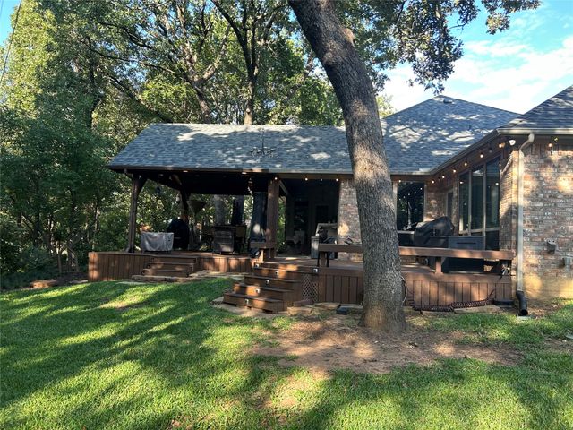 2811 Caprice Avenue, Denison, TX 75020