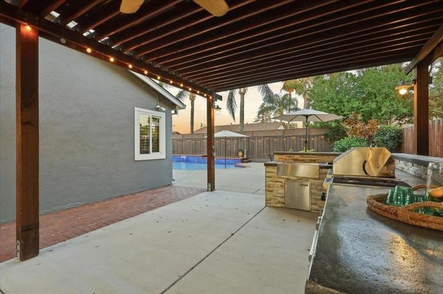 633 Tanager Road, Livermore, CA 94551