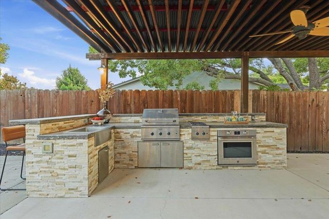 633 Tanager Road, Livermore, CA 94551