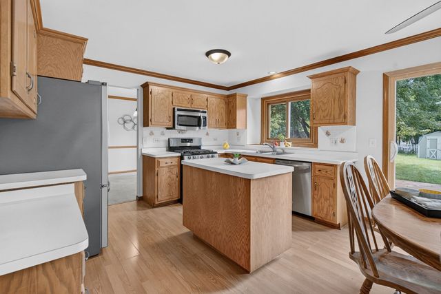 13311 S Columbine Circle, Plainfield, IL 60585