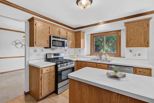 13311 S Columbine Circle, Plainfield, IL 60585