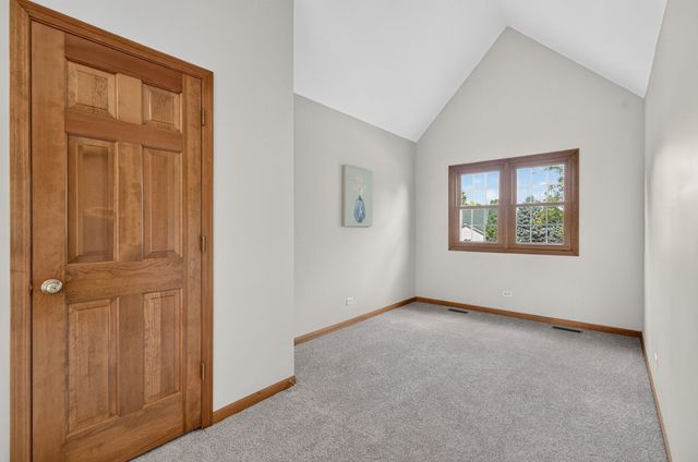 13311 S Columbine Circle, Plainfield, IL 60585