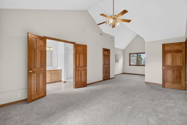 13311 S Columbine Circle, Plainfield, IL 60585