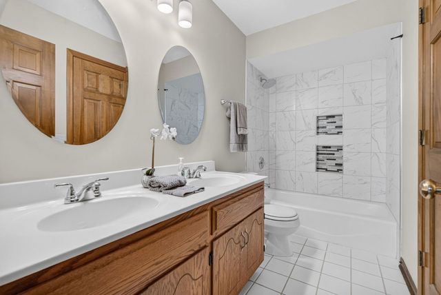 13311 S Columbine Circle, Plainfield, IL 60585