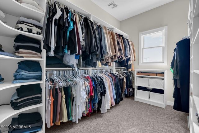 42 Harbor View Lane, Toms River, NJ 08753