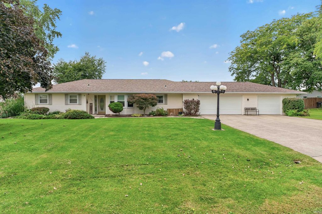 3505 Cardinal Lane, Fort Wayne, IN 46815