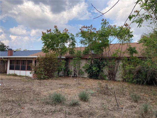 11805 Chamizal St, Corpus Christi, TX 78410