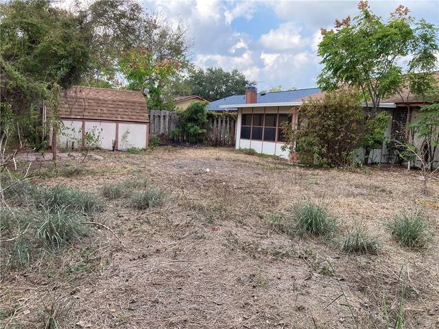 11805 Chamizal St, Corpus Christi, TX 78410