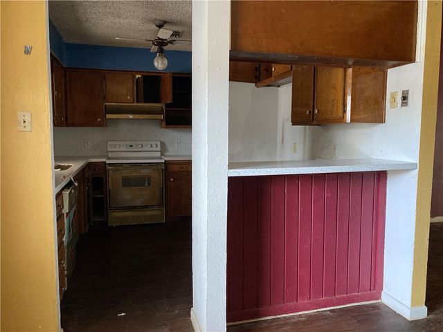 11805 Chamizal St, Corpus Christi, TX 78410