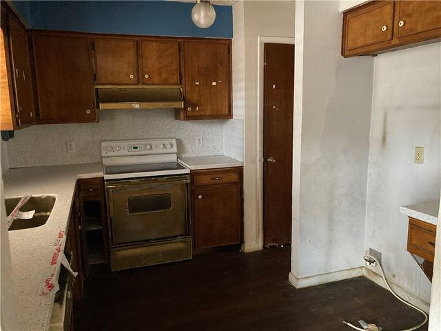 11805 Chamizal St, Corpus Christi, TX 78410