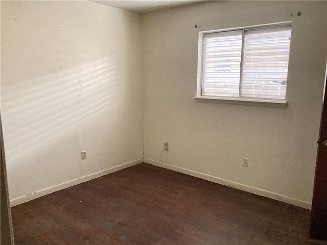 11805 Chamizal St, Corpus Christi, TX 78410