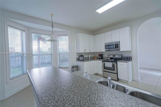 2227 Portofino Ave 0, Homestead, FL 33033