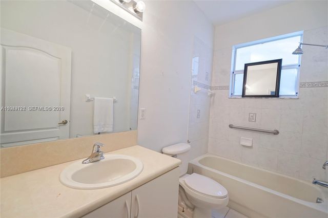 2227 Portofino Ave 0, Homestead, FL 33033