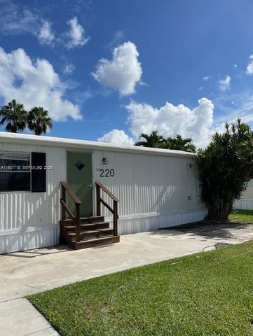 35250 SW 177th Court 220, Homestead, FL 33034
