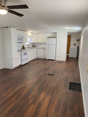 35250 SW 177th Court 220, Homestead, FL 33034