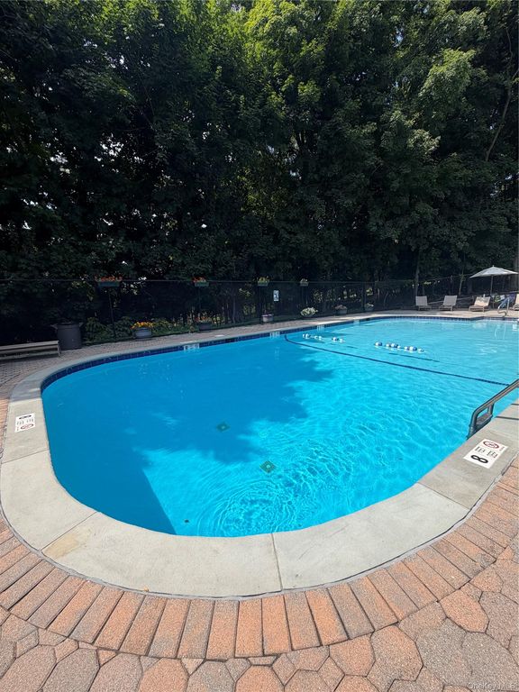 3 W Lawrence Park Drive 1, Piermont, NY 10968