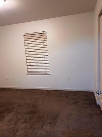 1806 Holland Street, Grand Prairie, TX 75051