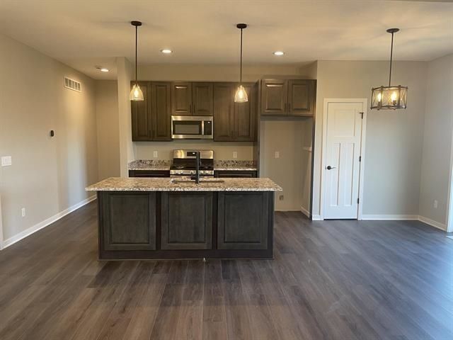 14168 Prairie Commons Lane, South Beloit, IL 61080