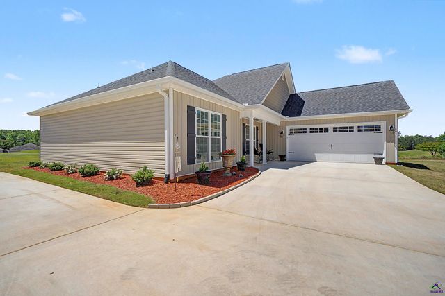 1804 Quail Rigde Lane, Perry, GA 31069