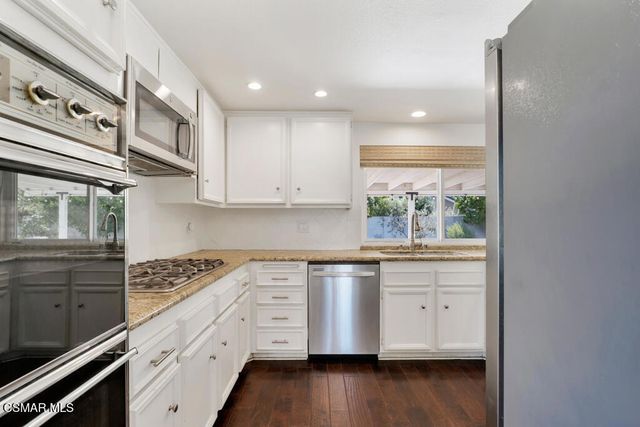 324 Venus Street, Thousand Oaks, CA 91360