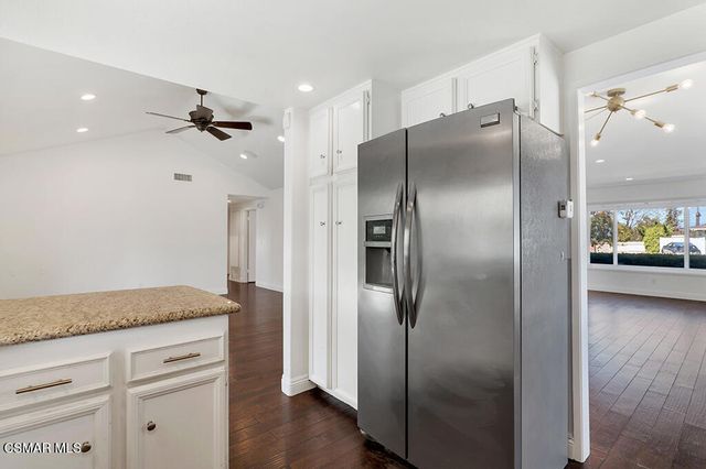 324 Venus Street, Thousand Oaks, CA 91360