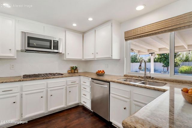 324 Venus Street, Thousand Oaks, CA 91360