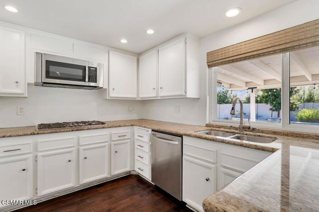 324 Venus Street, Thousand Oaks, CA 91360
