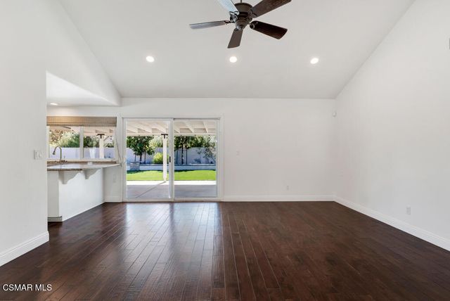 324 Venus Street, Thousand Oaks, CA 91360