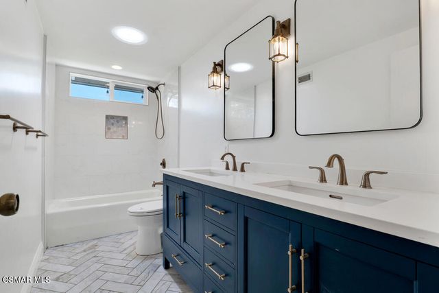 324 Venus Street, Thousand Oaks, CA 91360