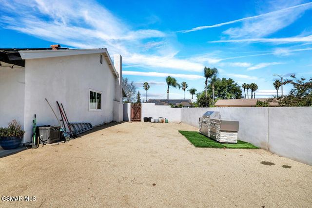 324 Venus Street, Thousand Oaks, CA 91360