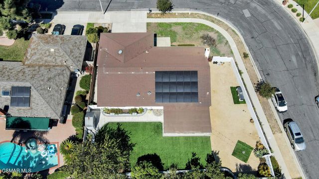 324 Venus Street, Thousand Oaks, CA 91360