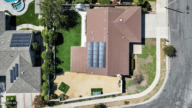 324 Venus Street, Thousand Oaks, CA 91360