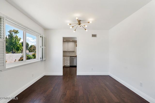 324 Venus Street, Thousand Oaks, CA 91360