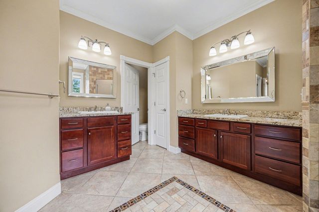 1013 Reigh Count Drive, Union, KY 41091