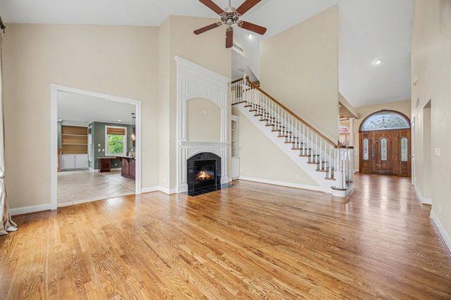 1013 Reigh Count Drive, Union, KY 41091
