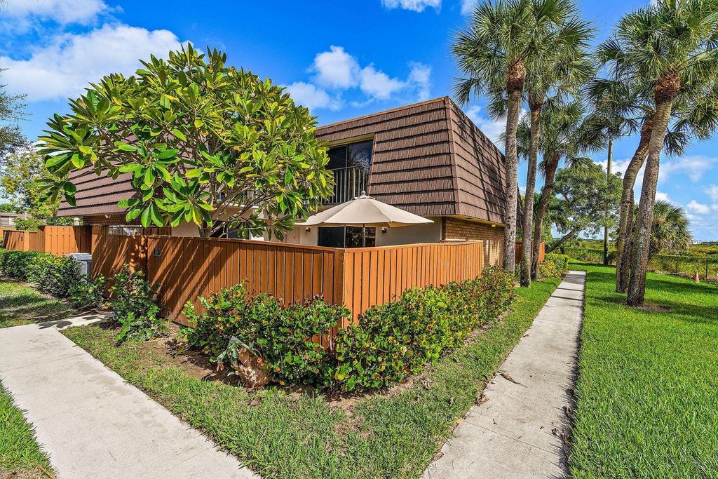 2316 23rd Court, Jupiter, FL 33477