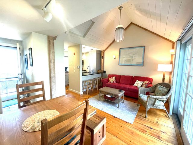 38 Brant Rock Road UNIT 38, Mashpee, MA 02649