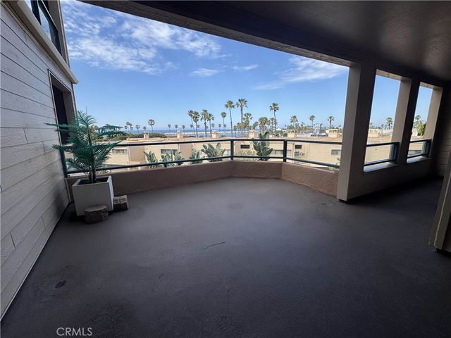 130 The Village 101, Redondo Beach, CA 90277